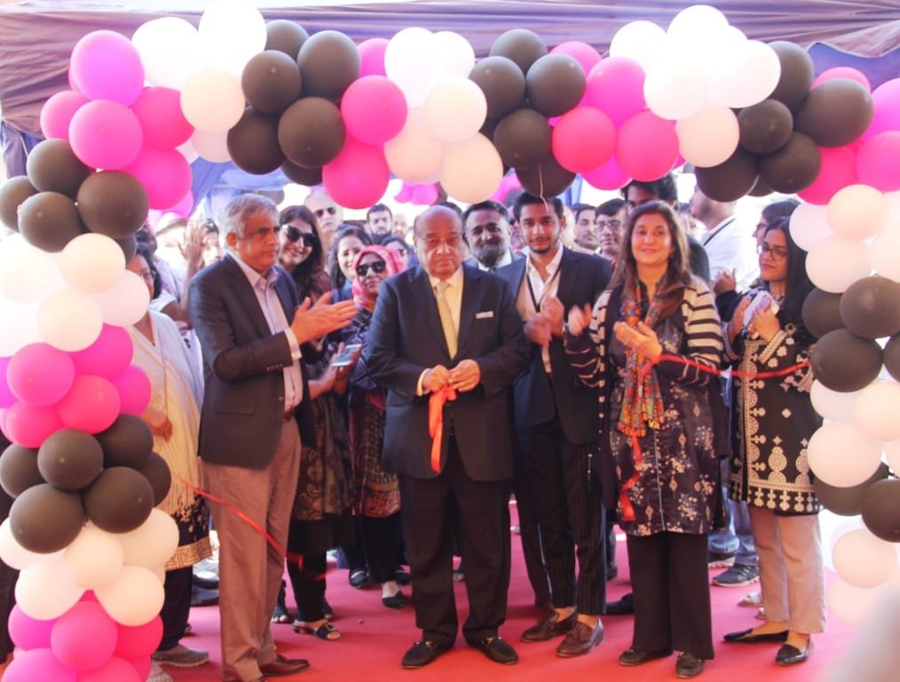 IoBM Career Fair attracts scores of students
